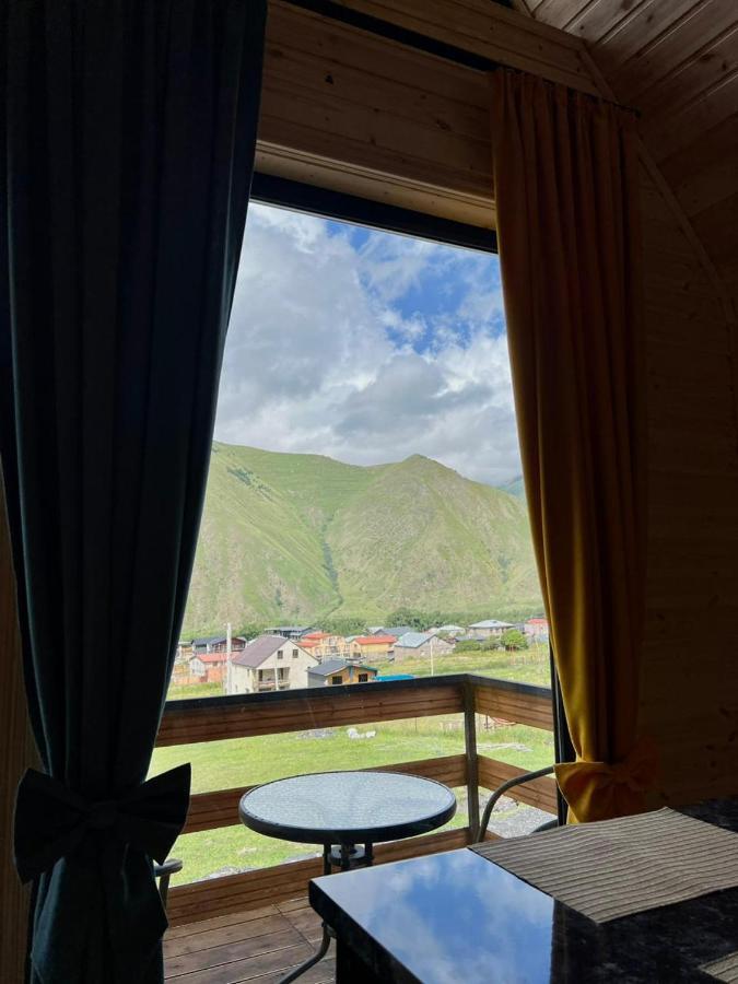 Kazbegi Inn Cottages ภายนอก รูปภาพ